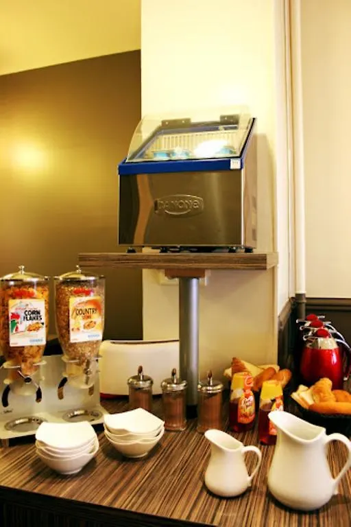 Hotel Amarys Simart Paris