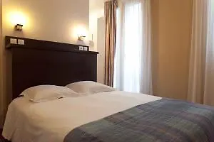 Hotel Amarys Simart باريس
