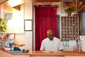 Hotel Amarys Simart باريس