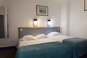 Hotel Amarys Simart باريس فرنسا